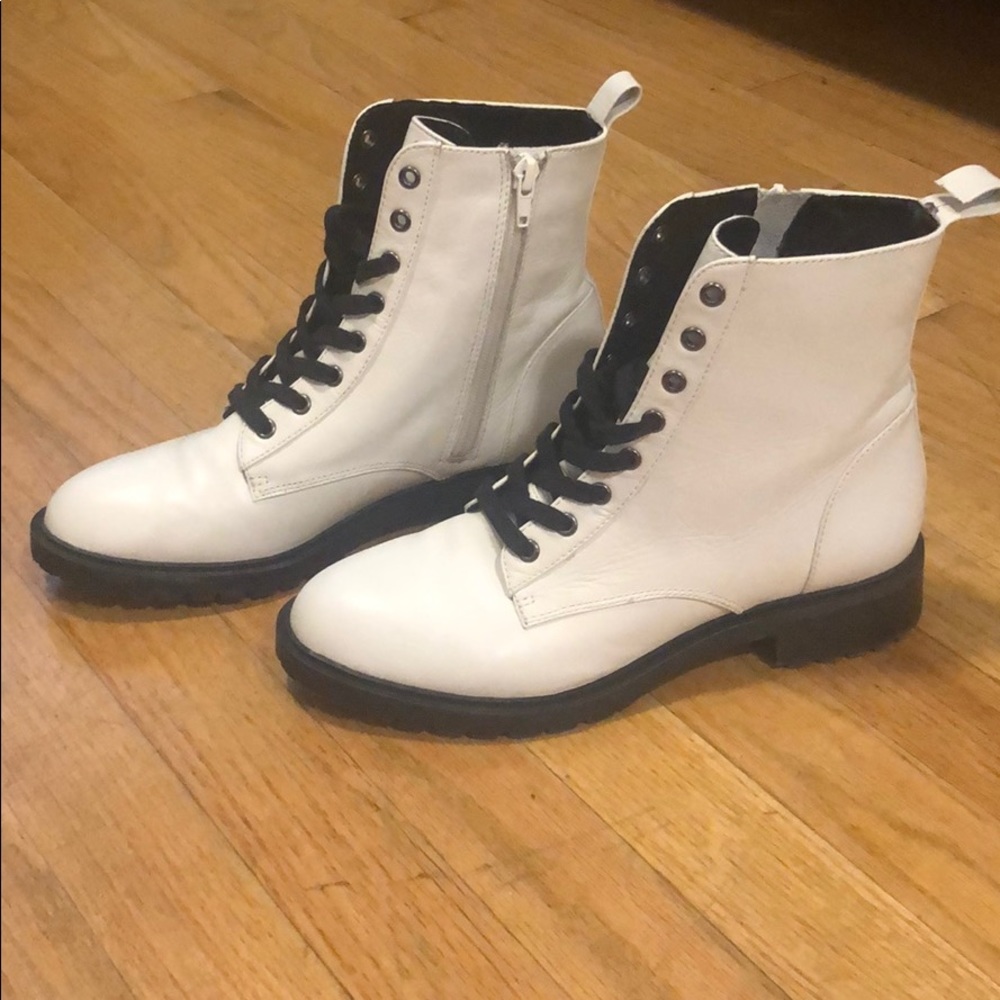 Steve Madden Boots
